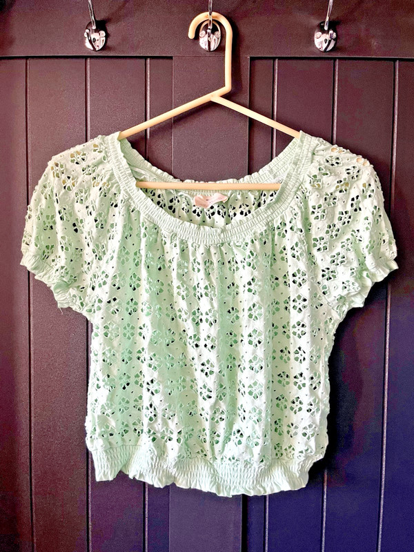 Urban Outfitters Pins and Needles Spring/Summer Cutout Cropped Top XS