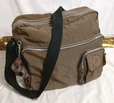 Borsa Kipling Holdall tracolla tracolla kaki lavoro studente con ciondolo scimmia