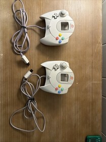 Sega Dreamcast HKT-3020 Bundle Two Controllers, Two Games, Tested and Working