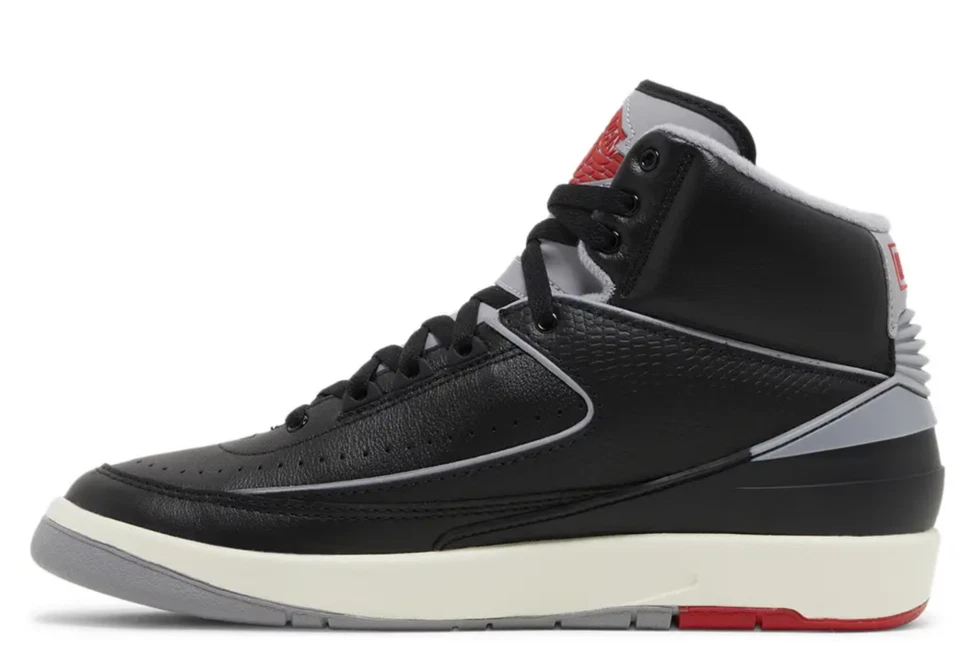 Air Jordan 2 retrô cimento preto tamanho 9.5 masculino DR8884-001 - Imagem 2 de 4