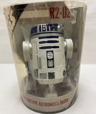 R2-D2 INTERACTIVE ASTROMECH DROID　未開封 Star Wars R2-D2 Voice Activated 16