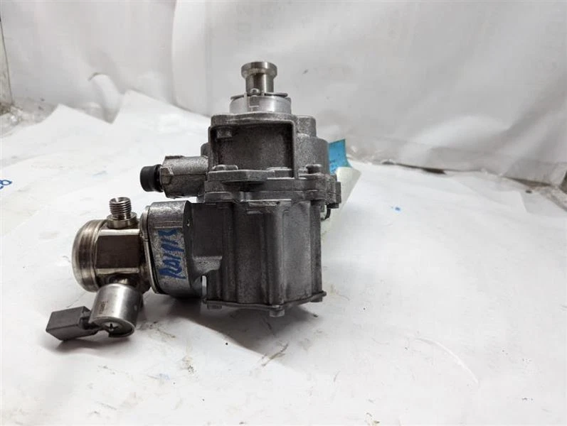 Fuel Pump Only Injection Pump 3.0L Turbo Fits 12-15 BMW 535i GT , 13517610761 Foto 4 de 4