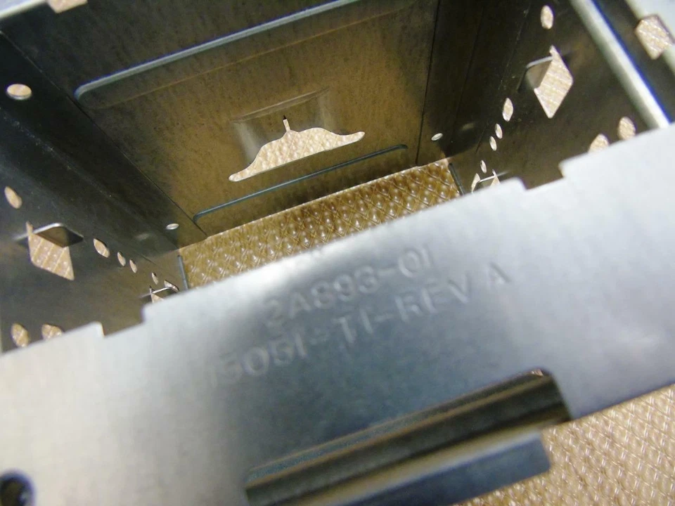 Compaq Presario 5340 Disco Duro HDD Jaula Soporte Soporte Caddy Caja 2A893 Foto 4 de 4