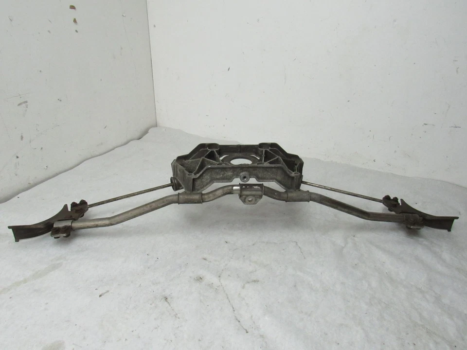 Soporte de montaje de silenciador de escape trasero Porsche Cayman S 2009 06-12 |:Y Foto 3 de 4