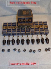 ( 1 ) .. ‘NOS’ Champion Y-4  Spark Plug .. USA Made .. ‘Coke Bottle Design’