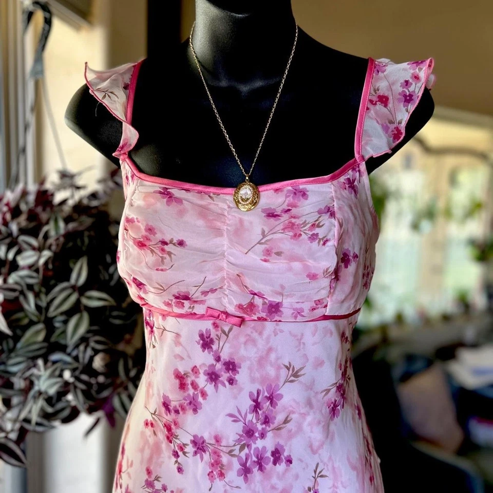 Vestido de fada floral rosa vintage Y2K com bainha de lenço - Imagem 2 de 4