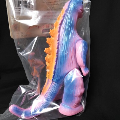 Bullmark Godzilla Pink Plastic Model Image Ver. Soft Vinyl 8.7
