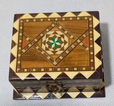 Vintage Lacquered Mosaic Inlay Wood  box  Small 4x3.5x2 A Few Wrinkles 