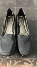 Bandolino Black Suede Patent Leather Trim Heel Women's Size 8