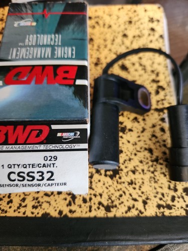 Engine Crankshaft Position Sensor BWD CSS32 - Picture 5 of 5