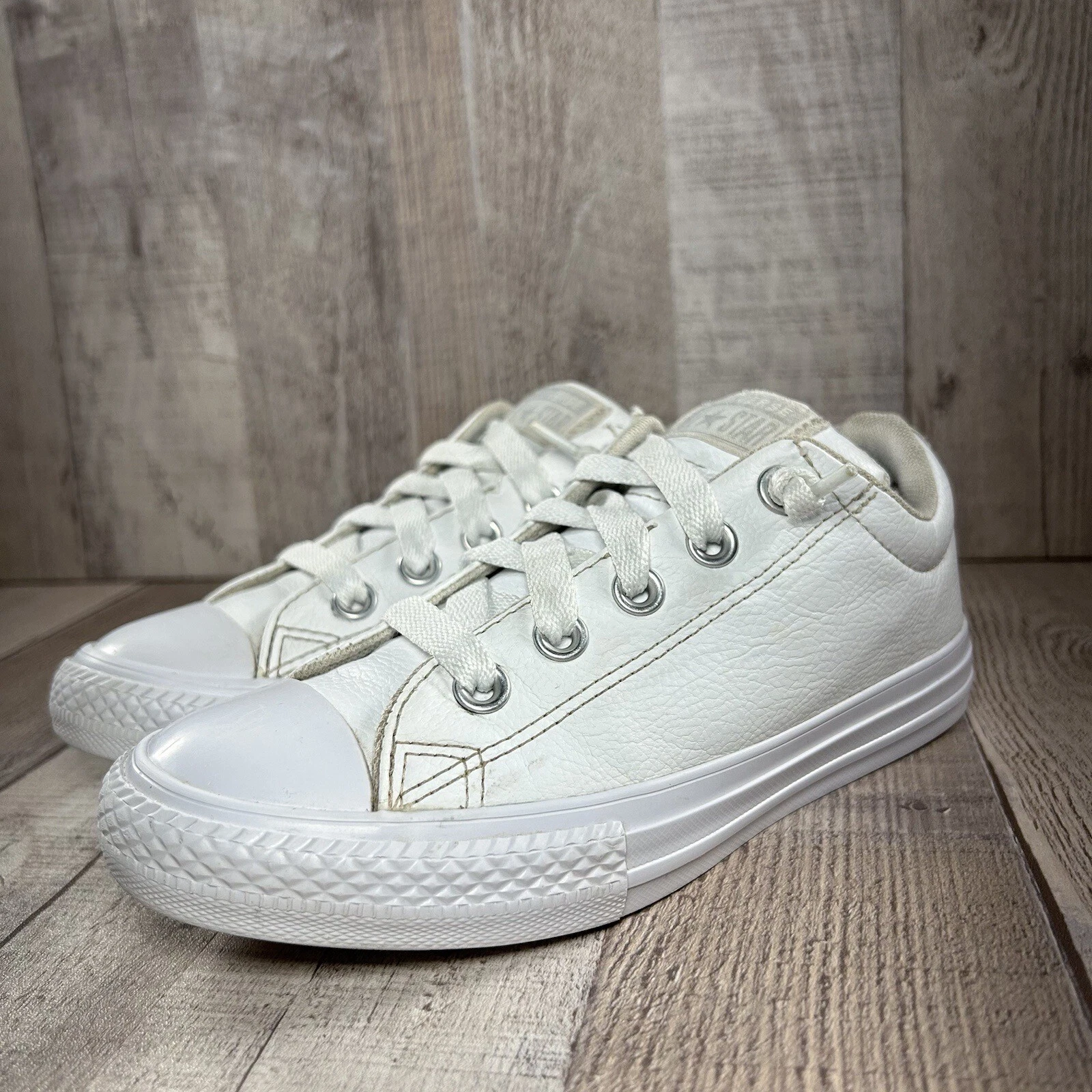 Scarpe da sneaker Converse in pelle di bue bambino prescolare Chuck Taylor Street bianche taglia 1