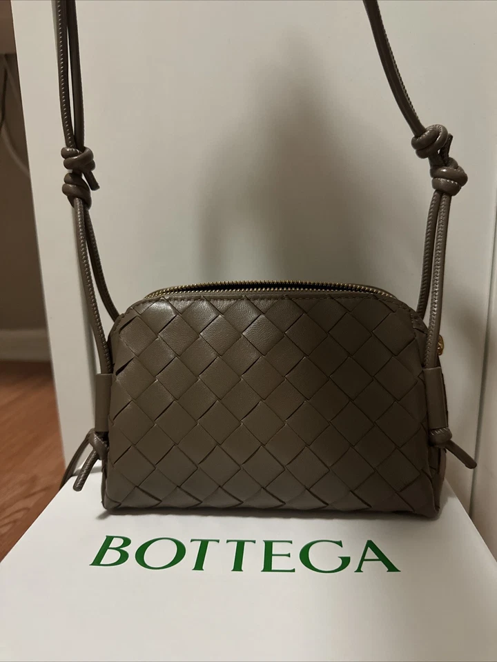 Bottega Veneta Concert bag In Pinecone. Spring 25, 100% Authentic
