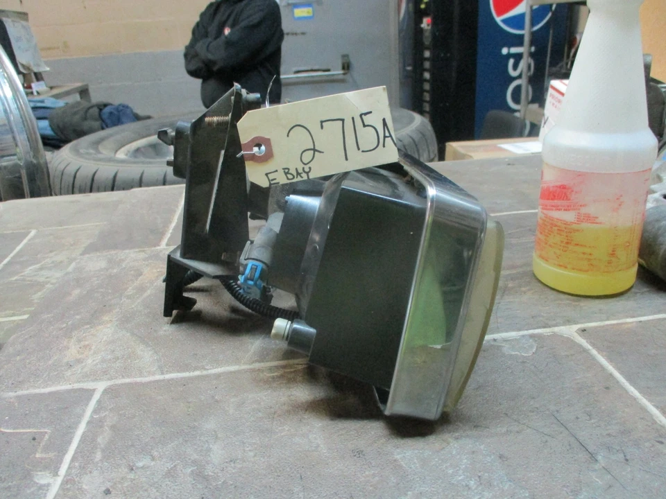 98 99 00 01 02 03 04 05 1998-2005 BLAZER S10 JIMMY MONTAJE FARO IZQUIERDO OEM Foto 2 de 4