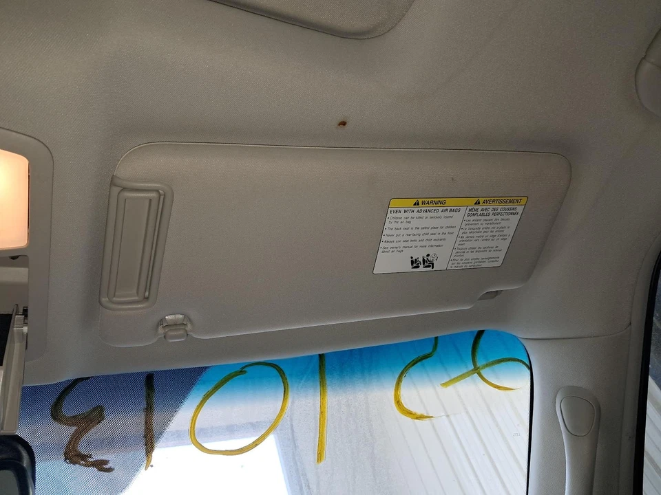 Parasol derecho usado se adapta a: Infiniti QX80 2015 grado derecho A Foto 2 de 4