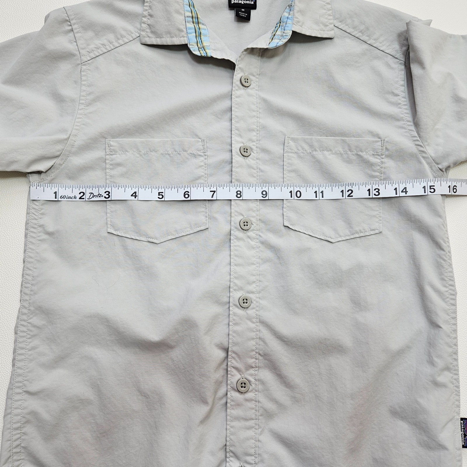 Patagonia Boys Long Sleeve Rio North Shirt Youth Medium Grey Roll Up Sleeves thumbnail 4