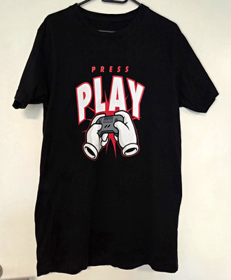 Press Play T-Shirt Schwarz Gr. M Von Der Gamescom 2017 Hands Of Gold