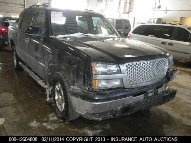 Radiator With Rear Auxiliary AC Fits 00-04 SUBURBAN 1500 1421809 - Image 2 of 4