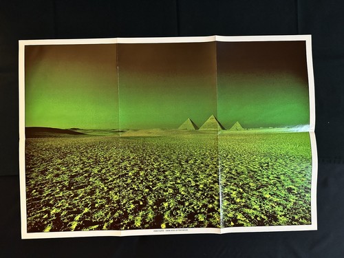 1973 Pink Floyd Dark Side of The Moon Band / Group and Green Pyramid Posters - Picture 8 of 12