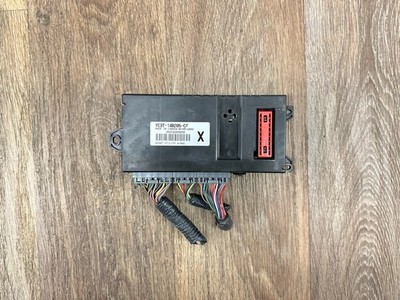   2000-2001 Ford F250 F350 Excursion GEM Multifunction Module YC3T-14B205-CF