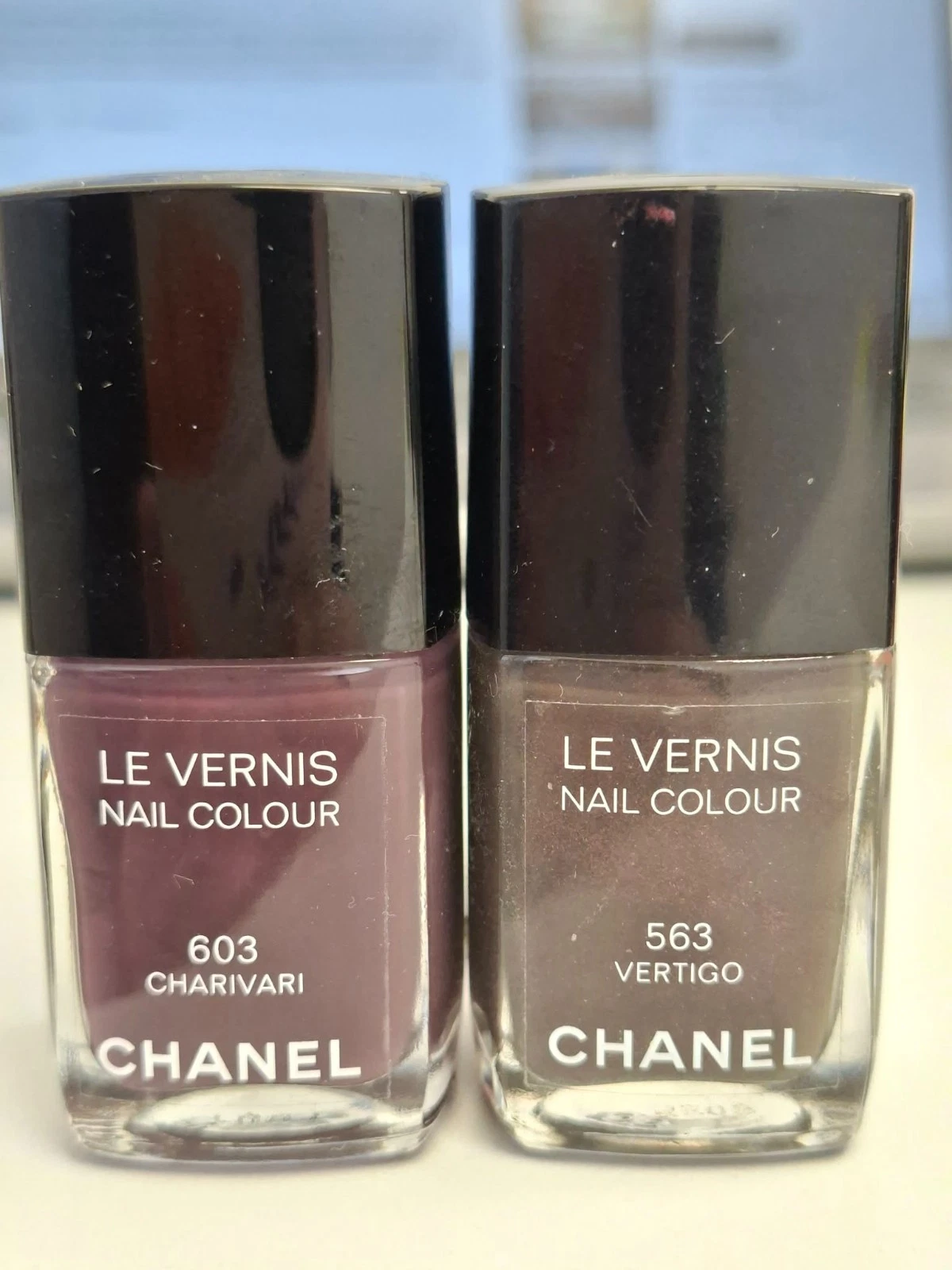Set of 2 CHANEL Le Vernis Nail Polish- 603 Charivari, 563 Vertigo