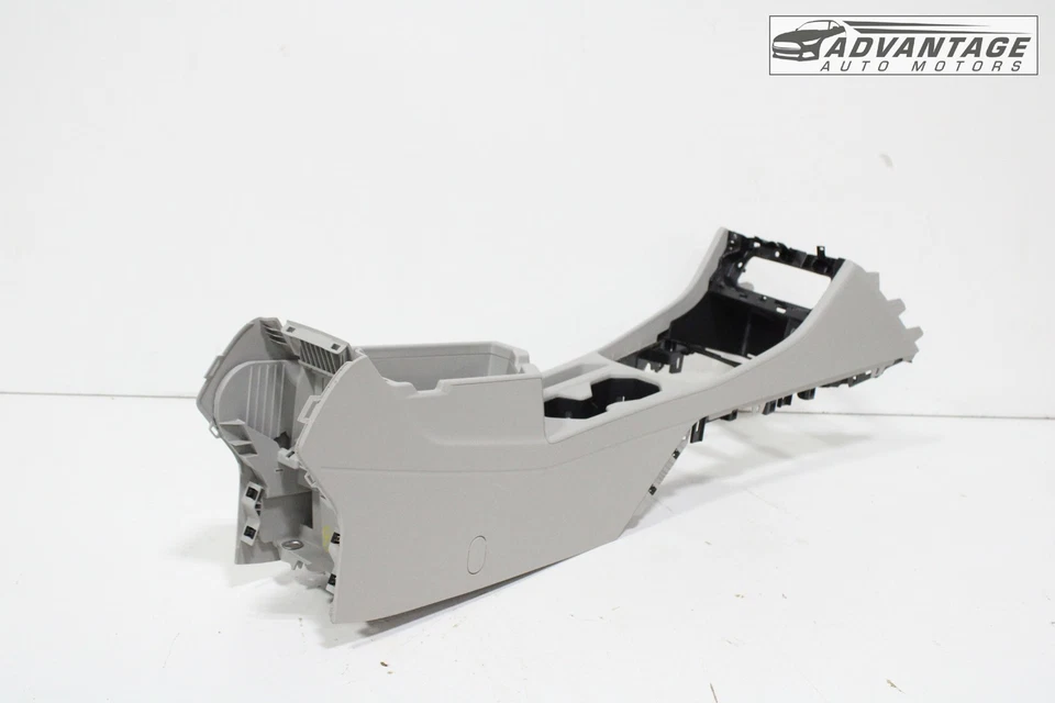 2019-2021 VOLKSWAGEN JETTA CENTER CONSOLE BASE FRAME BODY BRACKET SUPPORT OEM - Image 3 of 4