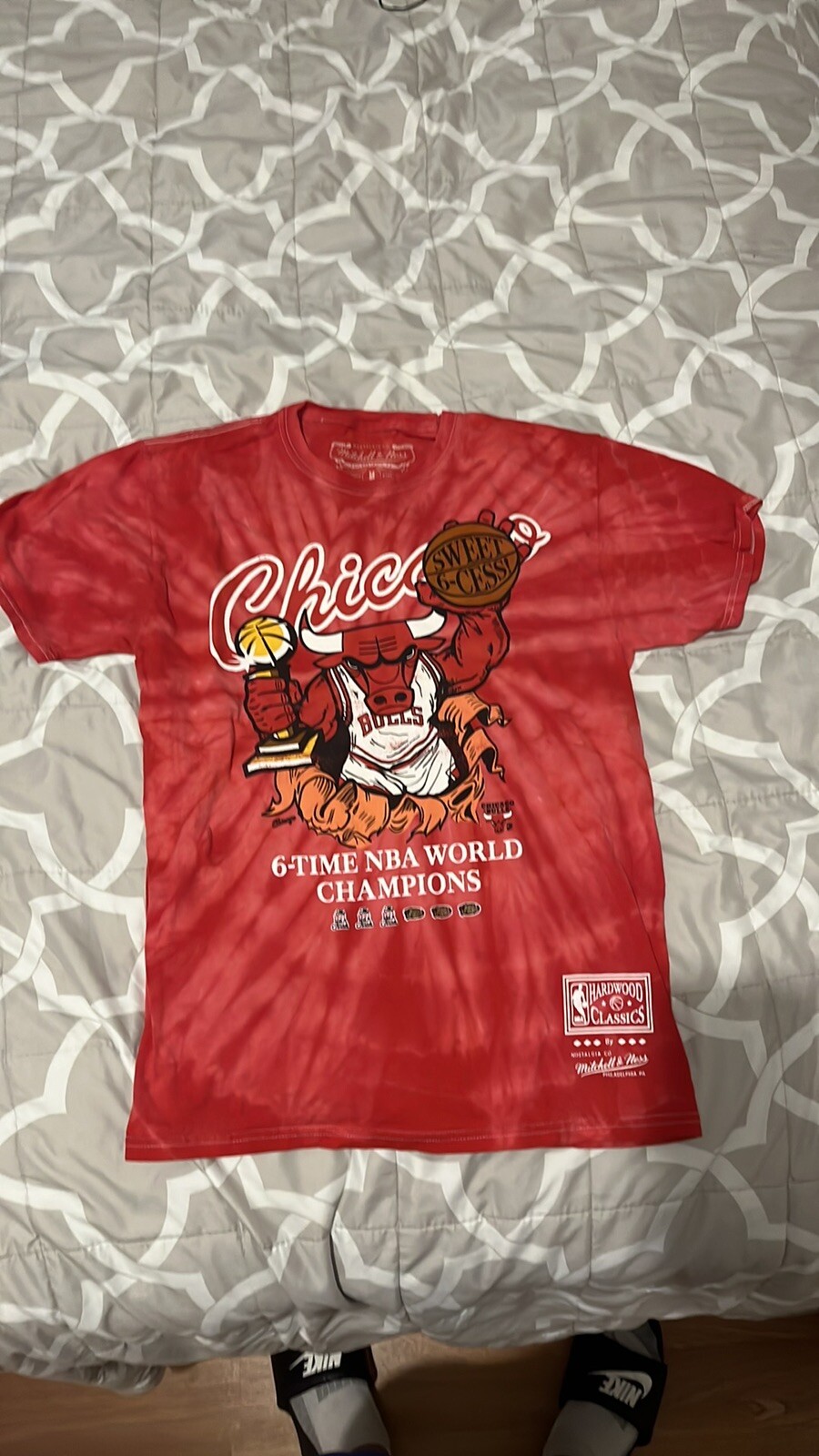 Picture 1 of 2