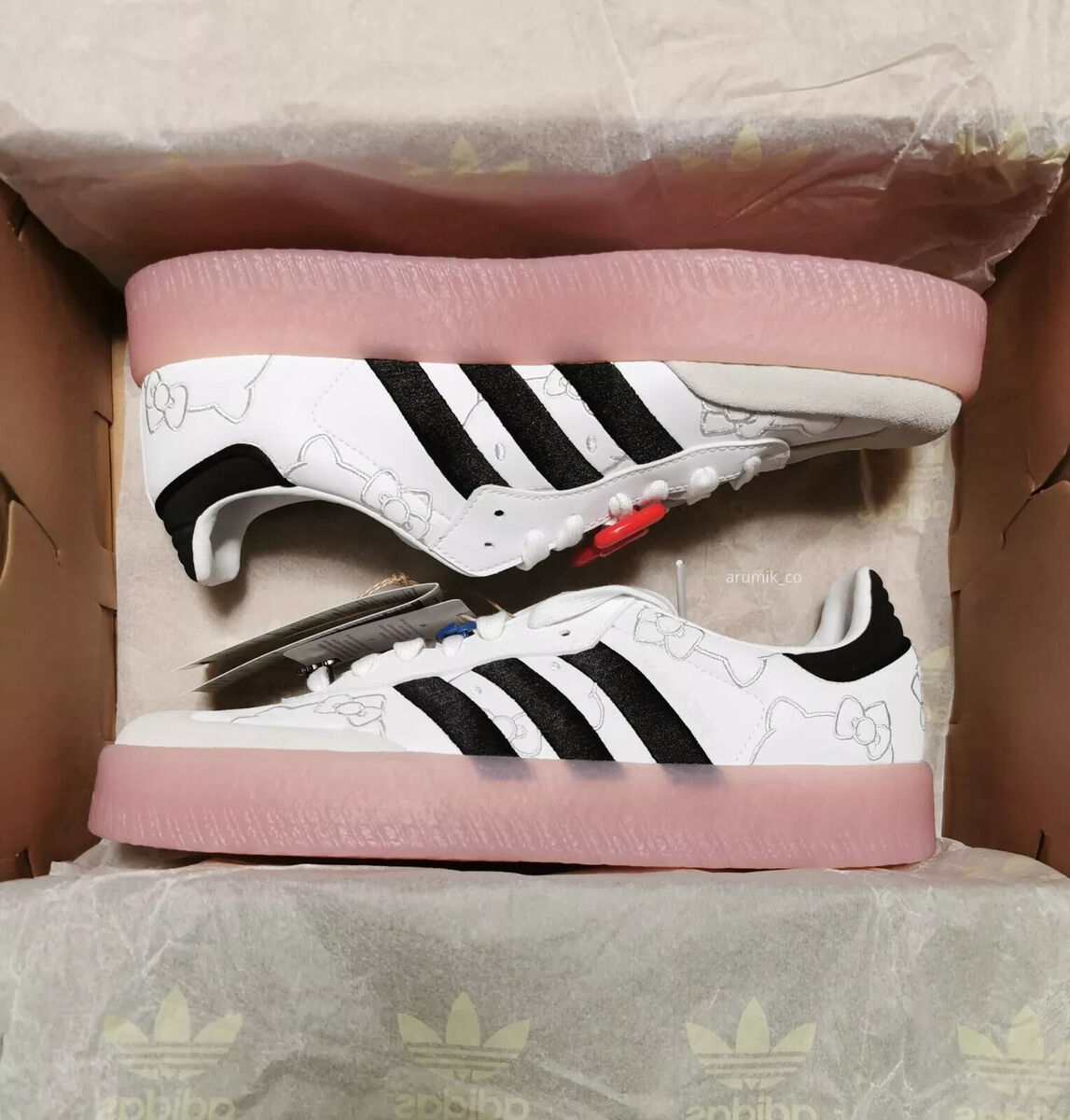 Adidas originals Sambae Hello Kitty for women IG4450 From Adidas originals Sambae Hello Kitty for women IG4450 From