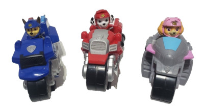 Paw Patrol Moto Pups Pull Back Deluxe Motorcycles - Skye, Marshall & Chase