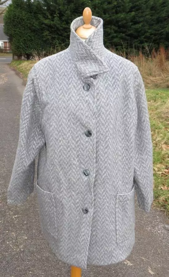 VINTAGE EVANS LLAMA WOOL COAT SIZE 18 20 GREY HERRINGBONE TWEED VG CONDITION