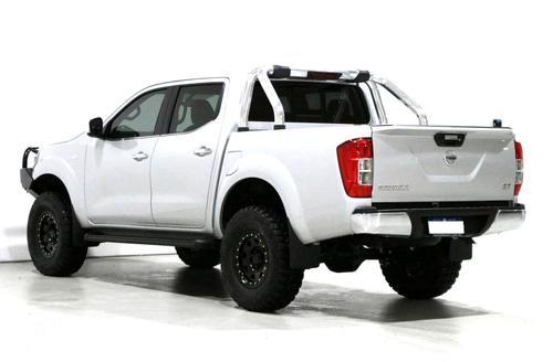 *NEW* FLAT TOP REAR STEP BAR ASSEMBLY (CHROME) for NISSAN NAVARA D23 NP300 2015- - Picture 7 of 7