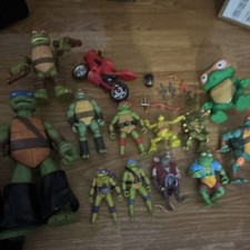 Teenage Mutant Ninja Turtles Action Figures Lot w/ Vehicle  Accessories