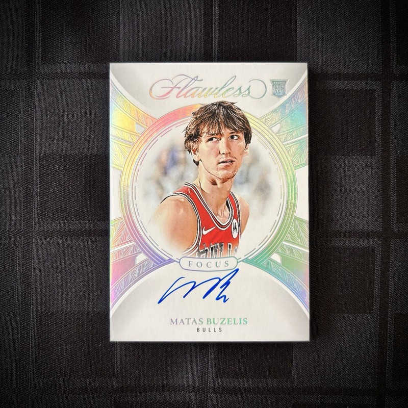 2024-25 Panini Flawless Matas Buzelis #FFA-MBB Flawless Focus Rookie Auto /25