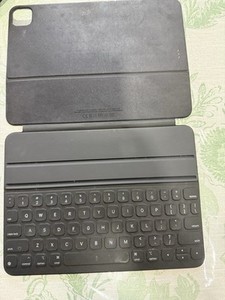 Smart Keyboard Folio iPad Air 5 | eBay