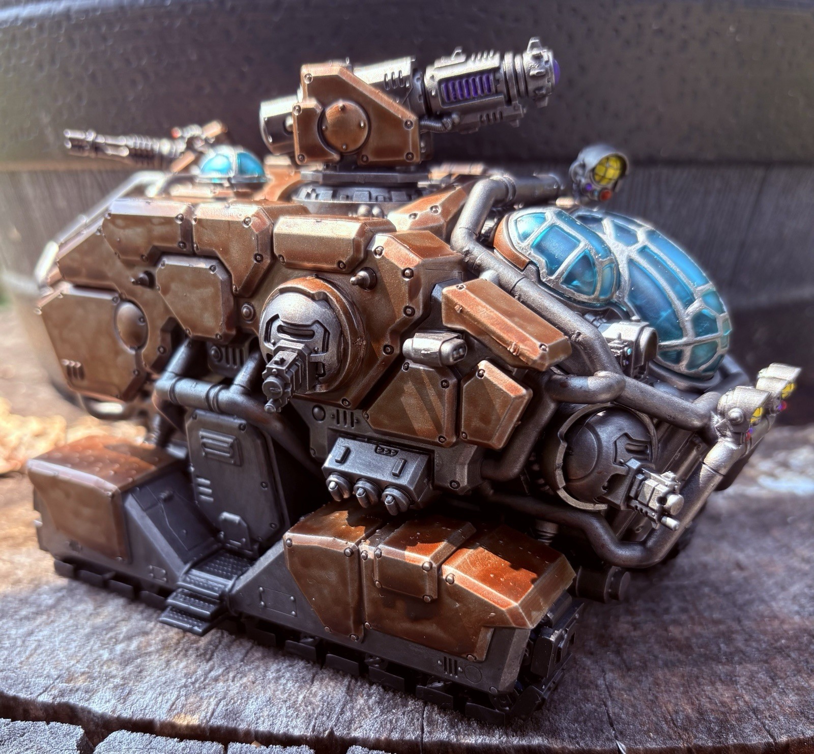 warhammer-40k-leagues-of-votann-hekaton-land-fortress-painted-w