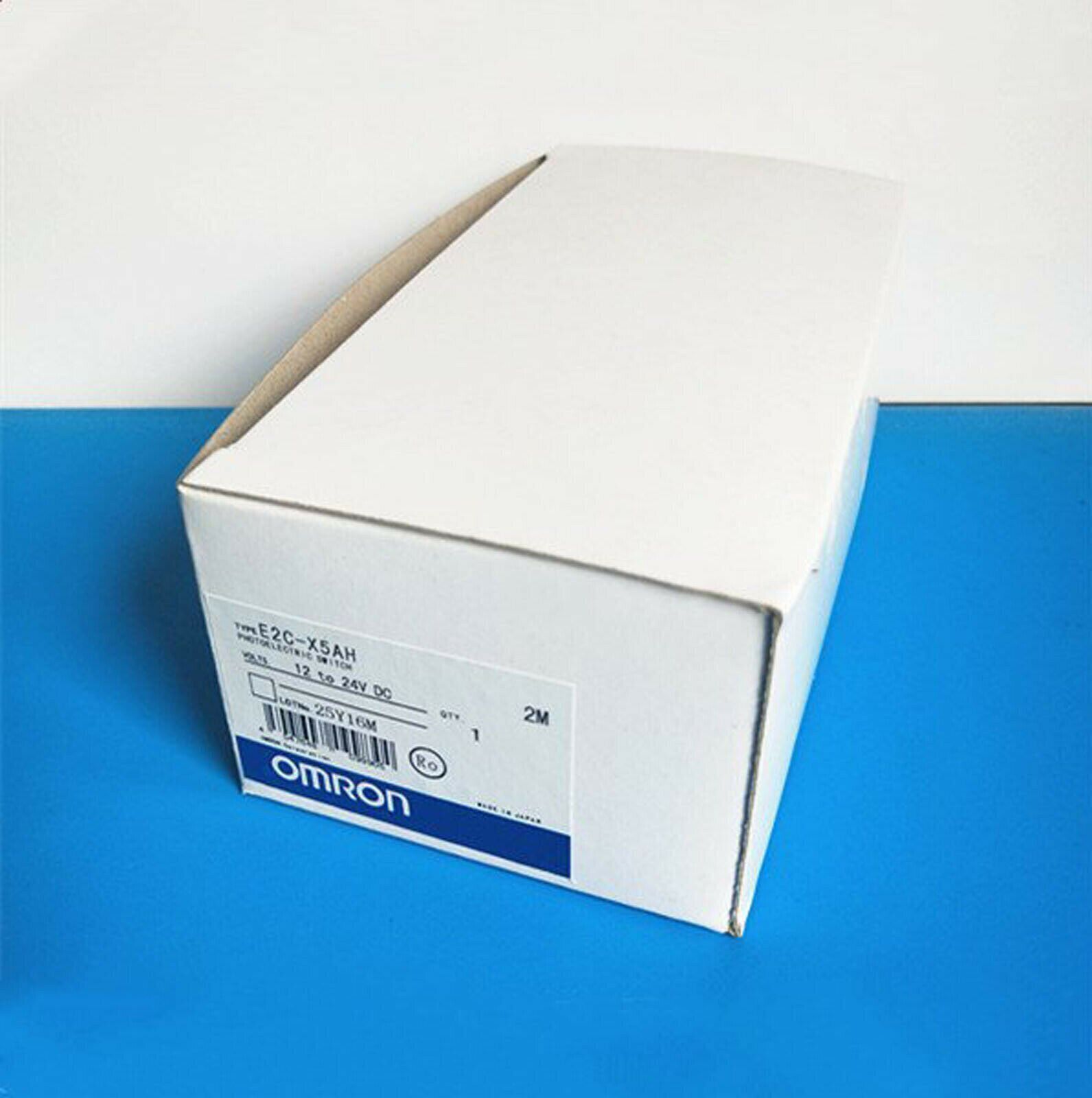 E2C-X5AH Proximity Switch New One E2CX5AH #F22