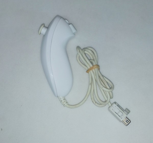 Mando Nunchuk para Wii. Funcionando y en muy buen estado