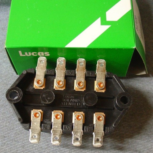 NEW RELIANT SCIMITAR LUCAS FUSEBOX 7FJ - Picture 2 of 2