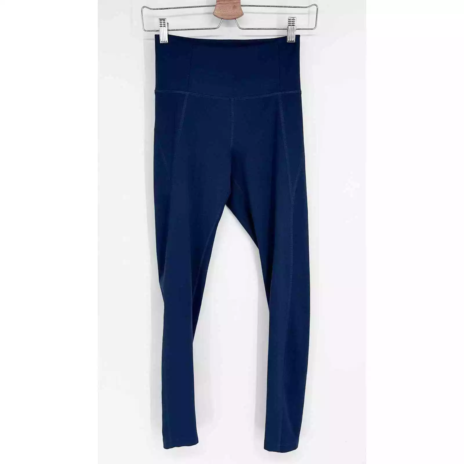 girlfriend-collective midnight compressive pocket leggings