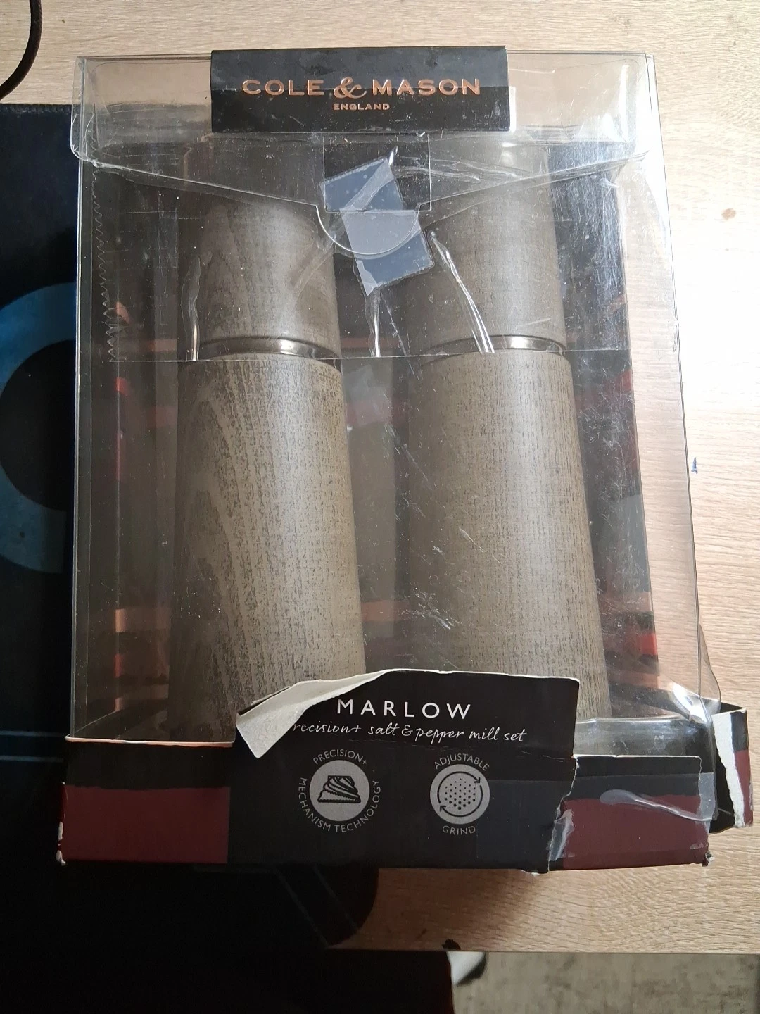 Cole & Mason Marlow 7" Salt & Pepper Wood Mill Set New, Damaged Box