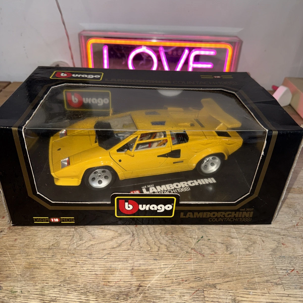 Lamborghini Countach 1 18 for sale | eBay