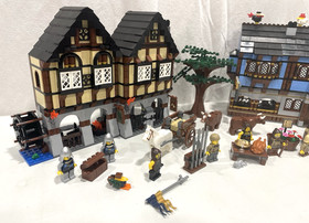 LEGO Medieval Market Village 100% with Manuals, no box - 2009