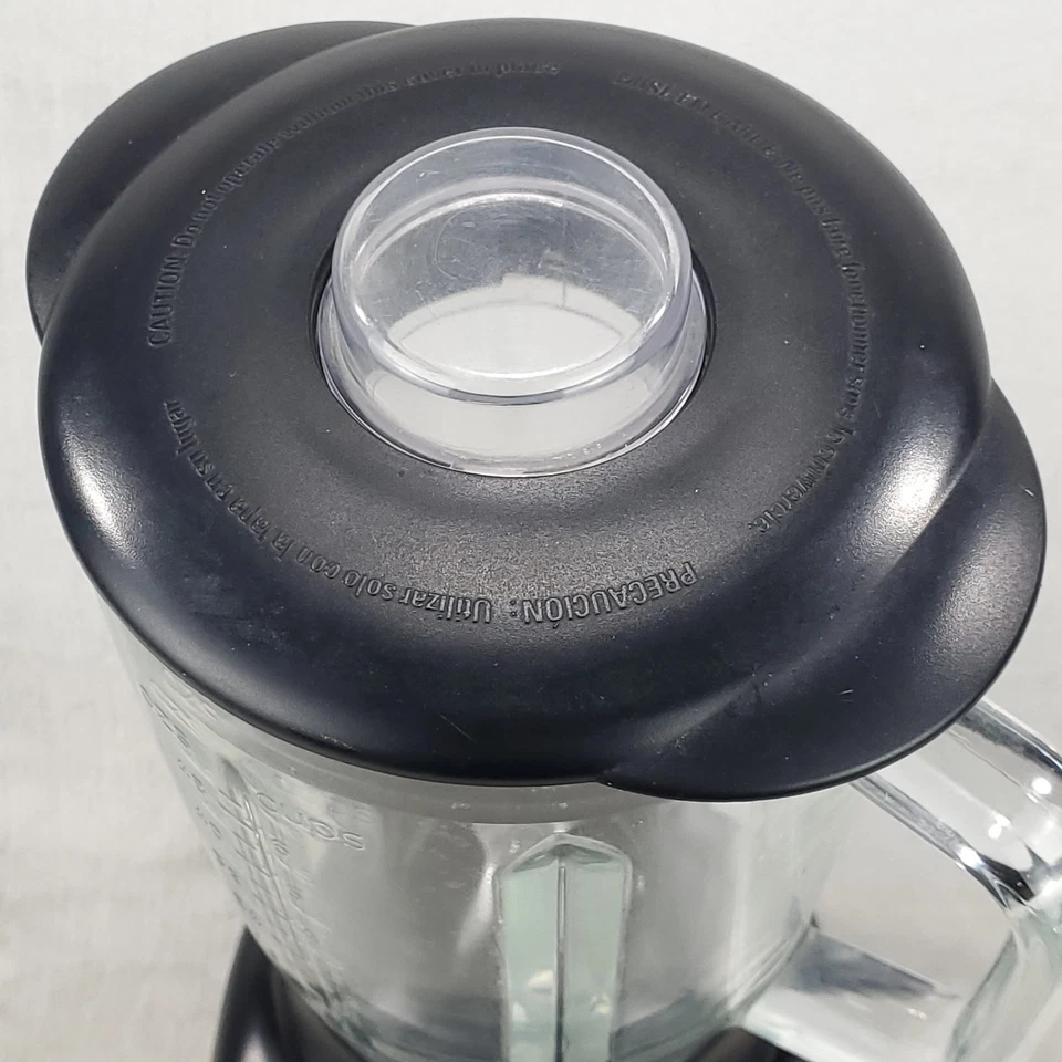 Farberware Modelo 103742 Licuadora 6 Tazas 3 Velocidades Acero Inoxidable Negro Jarra de Vidrio Foto 4 de 4