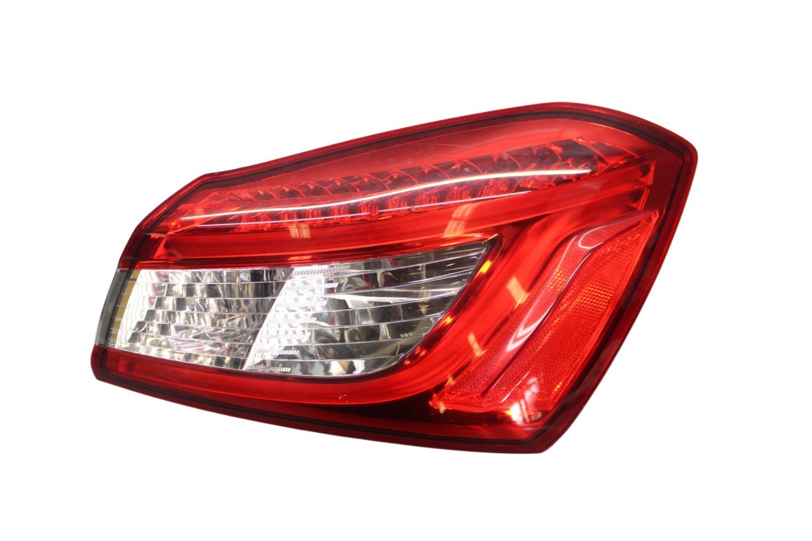 14-20 Maserati Ghibli M157 Rear Right Passenger Side Outer Tail Light Lamp Oem
