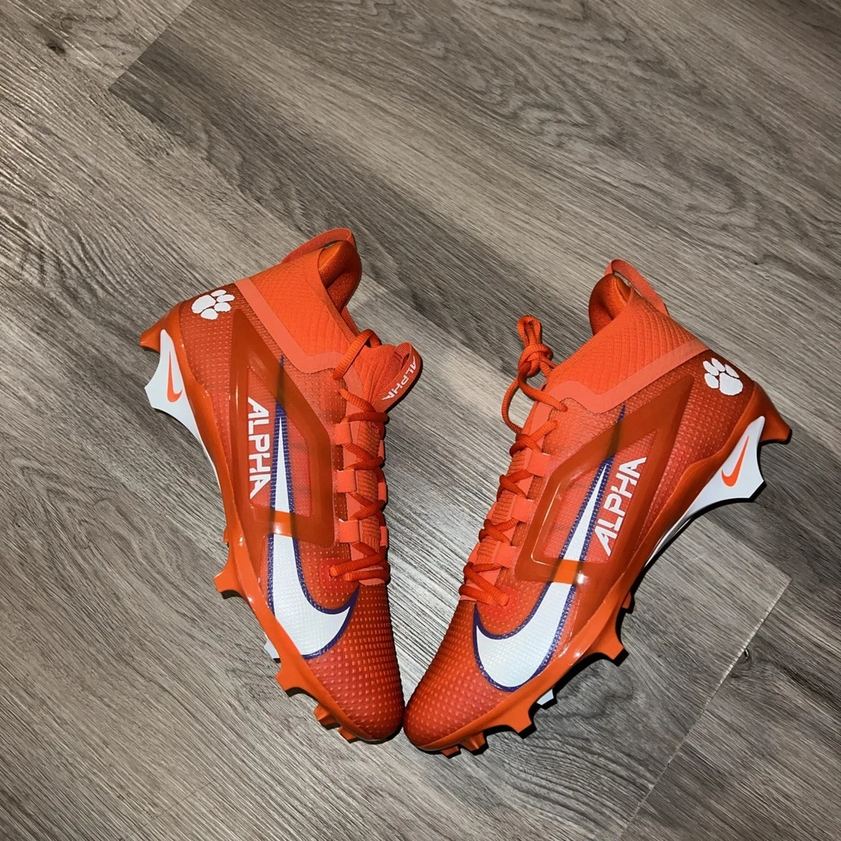 Nike Orange 14 US Football Shoes & Cleats for Men for sale  display picture 2