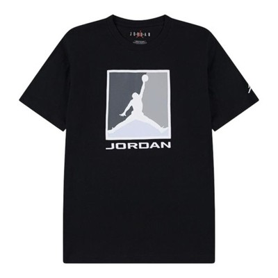 Elevate your sporty look with the Jordan JDB Practice Flight T-Shirt, a garment...