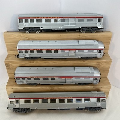 Jouef HO Trans Europ Express TEE Passenger/Baggage Cars Lot of 4 Coach/Combines