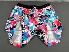 NWT & Defect Chubbies The Yacht Parties 5.5" Beach Club Swim Trunk w/Liner Large