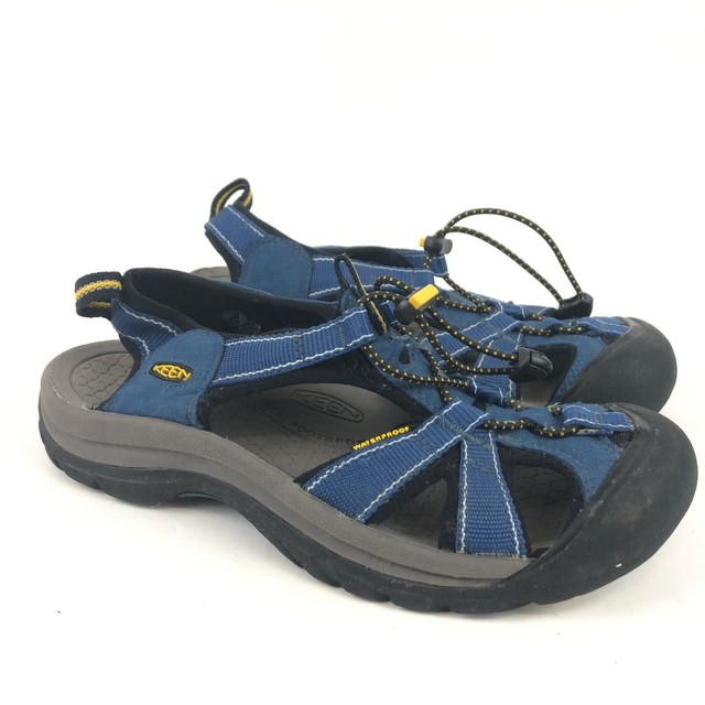 keen navy blue sandals