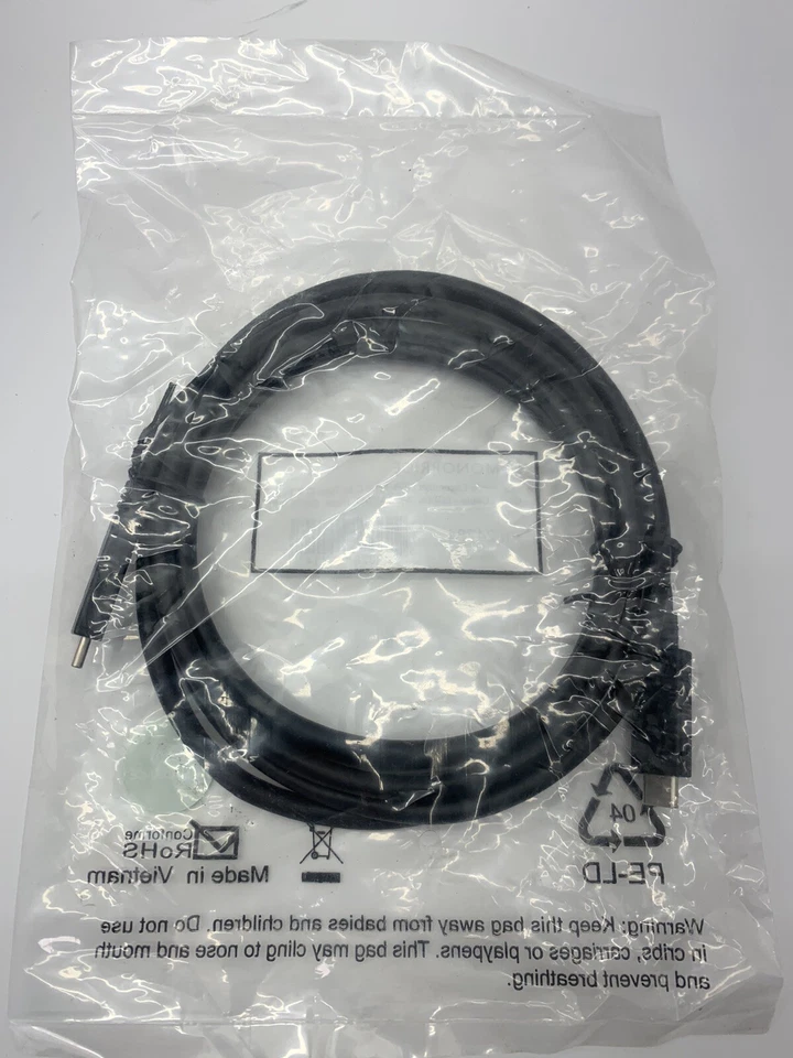 Monoprice USB C to USB C 3.1 Gen 1 Cable - 2 Meters - Image 3 of 4