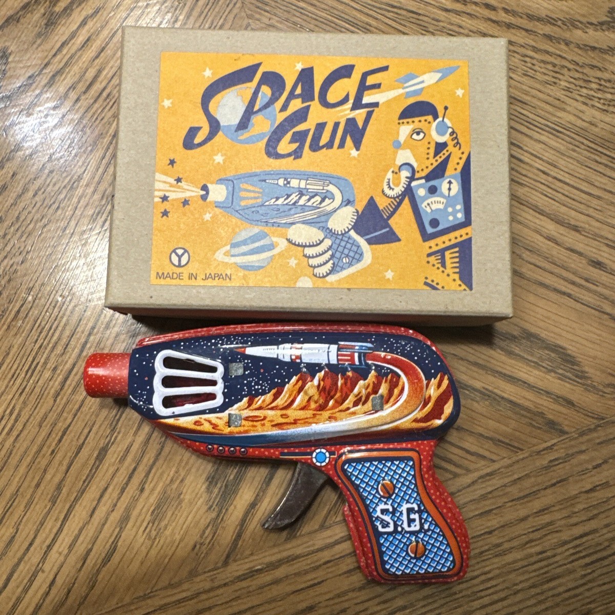Vintage Litho Tin Friction Space Gun Toy sparkler S.G. Japan Vintage Litho Tin Friction Space Gun Toy sparkler S.G. Japan